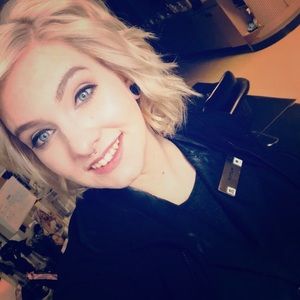 Meet your Posher, Amber